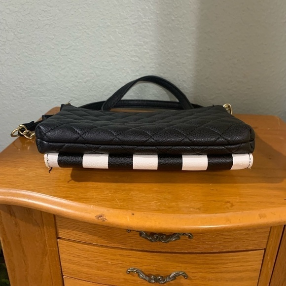 Betsey Johnson, Crossbody, bag, wallet, and purse all in one - Picture 3 of 7